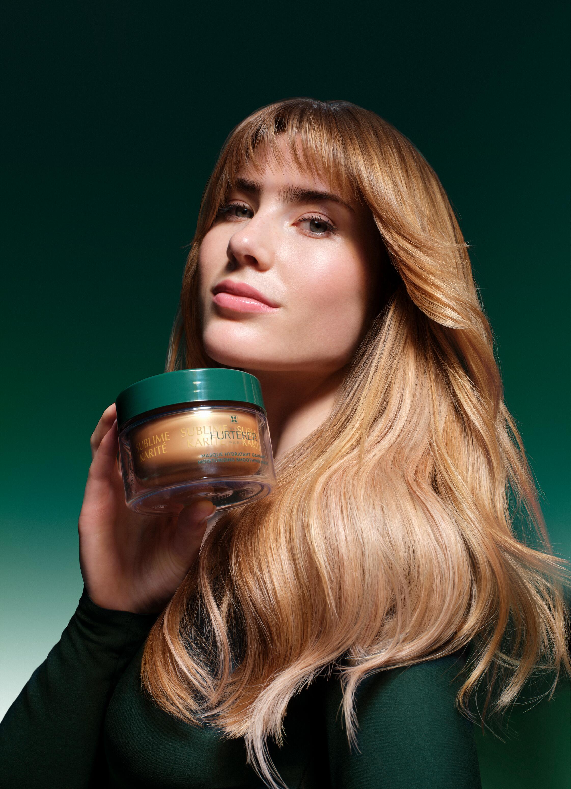 Ménopause et cheveux secs